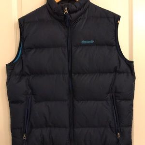 Abercrombie & Fitch men’s large puffer vest